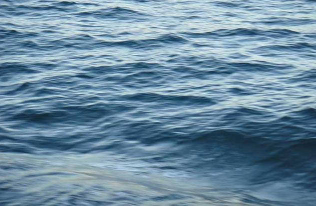 海水为什么是咸的：海水为什么是蓝色的？