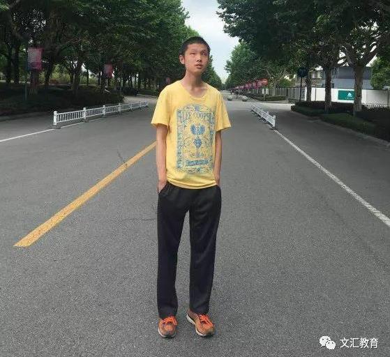 上海盲童考623分：清华大学等国内名校已纷纷向他递来橄榄枝