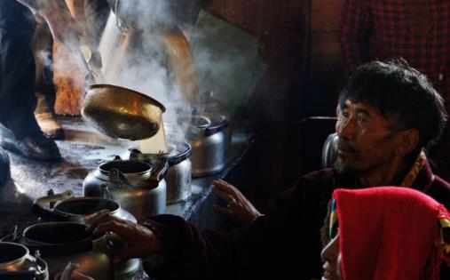 独特的藏族饮茶文化是什么：藏族如何饮茶（图）