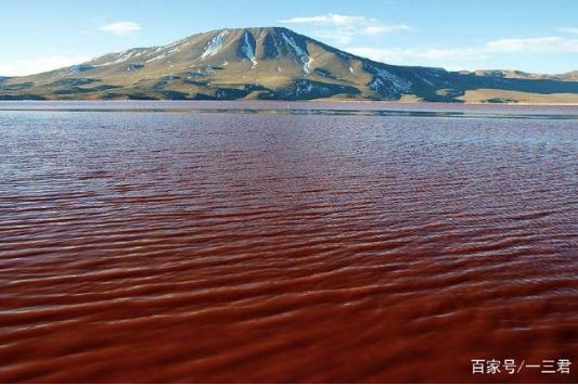 伊拉克血湖之谜：血湖湖水为什么是红色的（图）