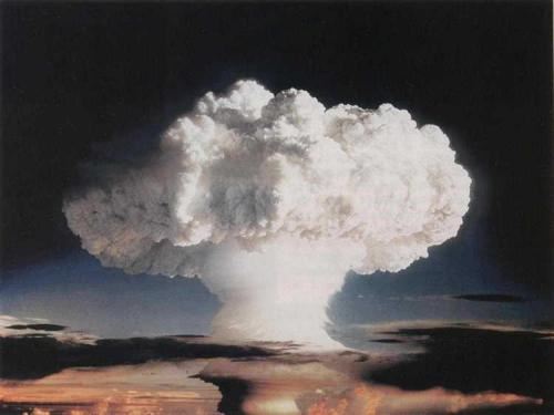 ..是世界上唯一遭受原子弹毁灭性打击的国家