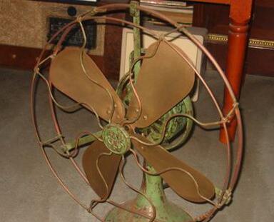 世界上第一台电风扇产于1830年